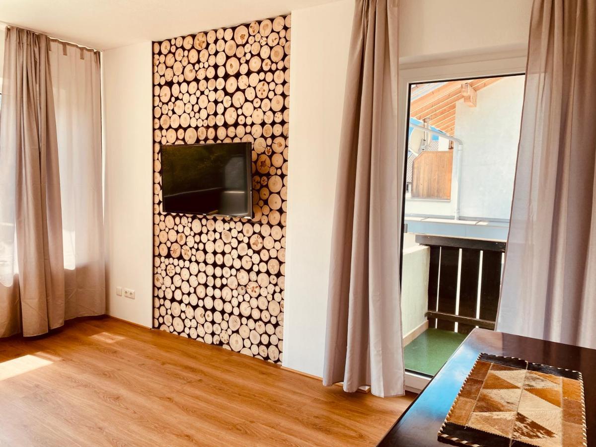 Ferienhaus Butterfly 2 Garmisch-Partenkirchen Bagian luar foto