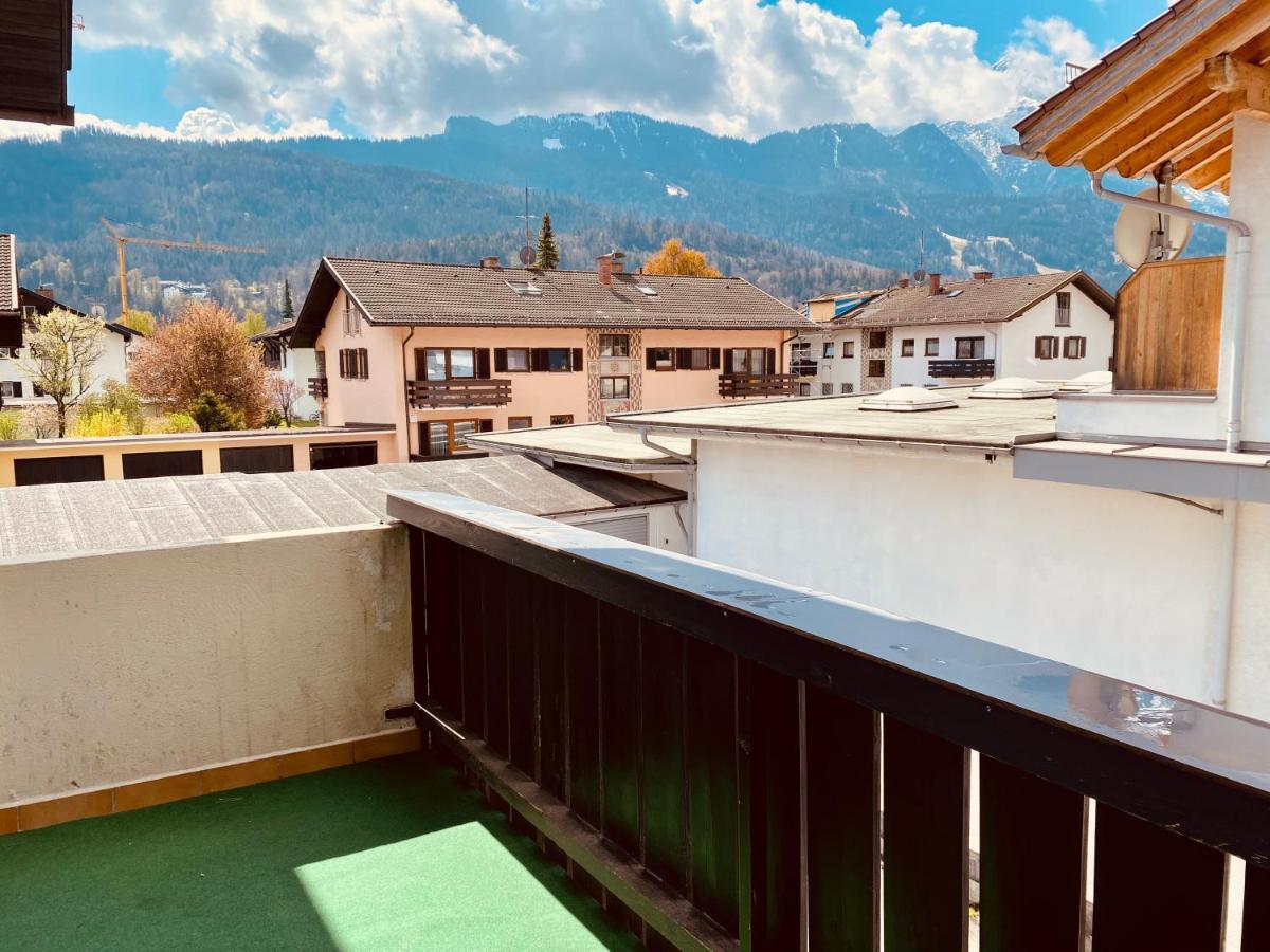 Ferienhaus Butterfly 2 Garmisch-Partenkirchen Bagian luar foto